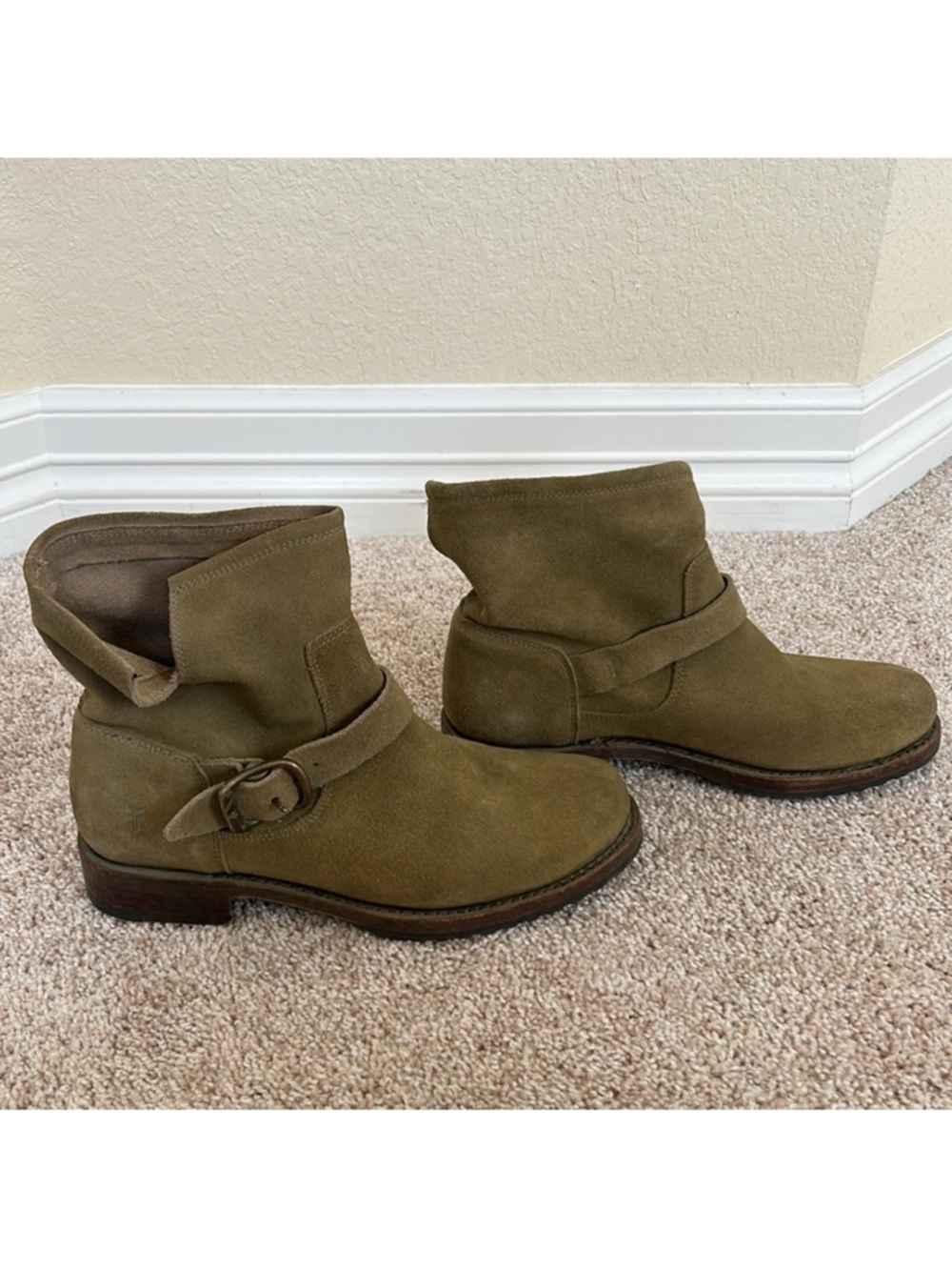 Frye Veronica Suede Boots - Sage sz 8 suede - Picture 8 of 10